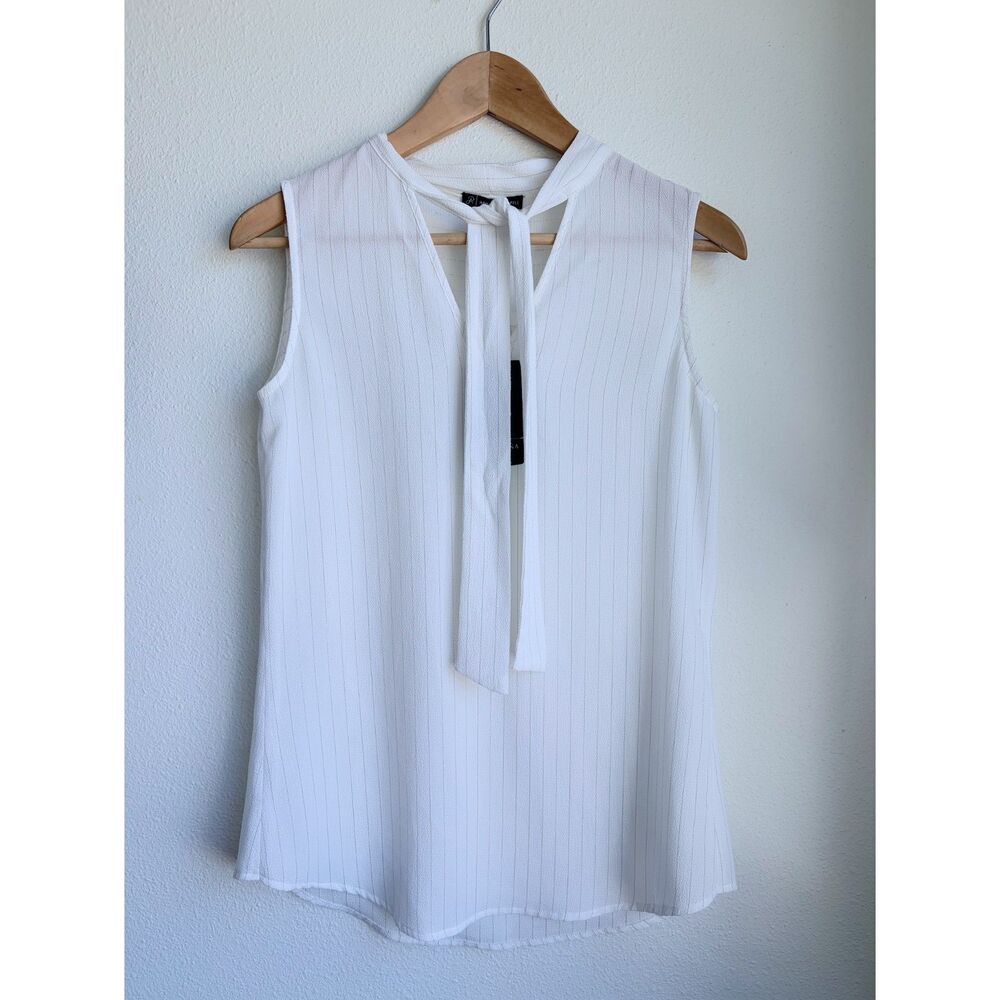 NWT ADRIANNA PAPELL White Gold Pinstripe Sleeveless Tie Neck Blouse Womens Small